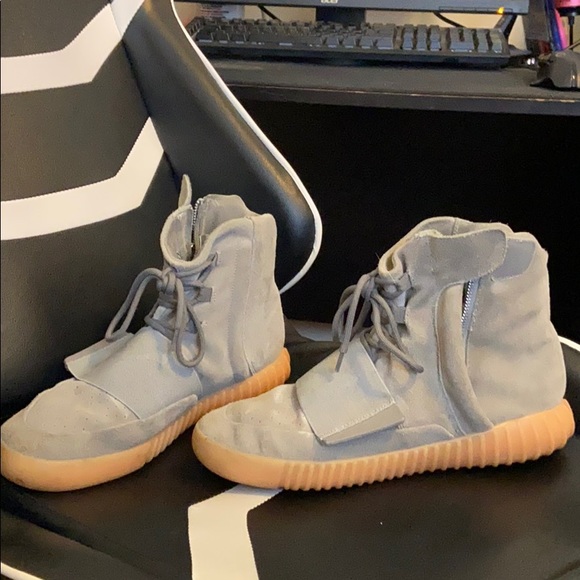 Yeezy 750 grey gum - Picture 1 of 5